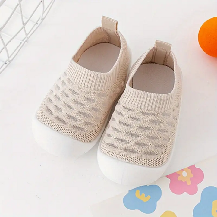 Mia | Kids Barefoot Shoes - Flexible Wide-Toe Sneaker for Babies & Toddlers