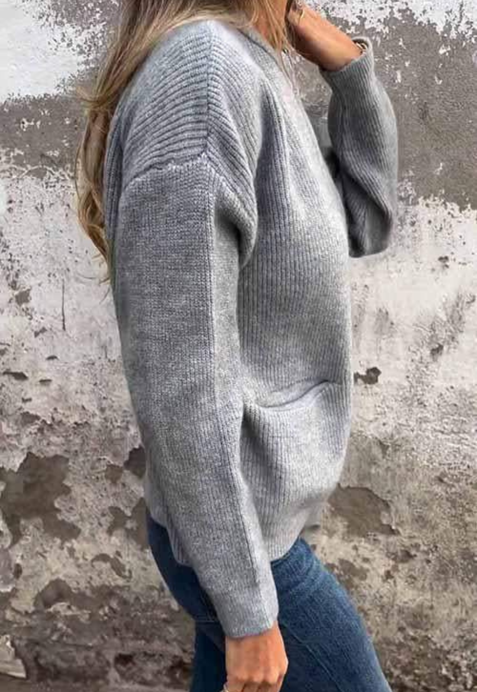 Women’s Soft Warm Long Sleeve Sweater for Everyday Wear
