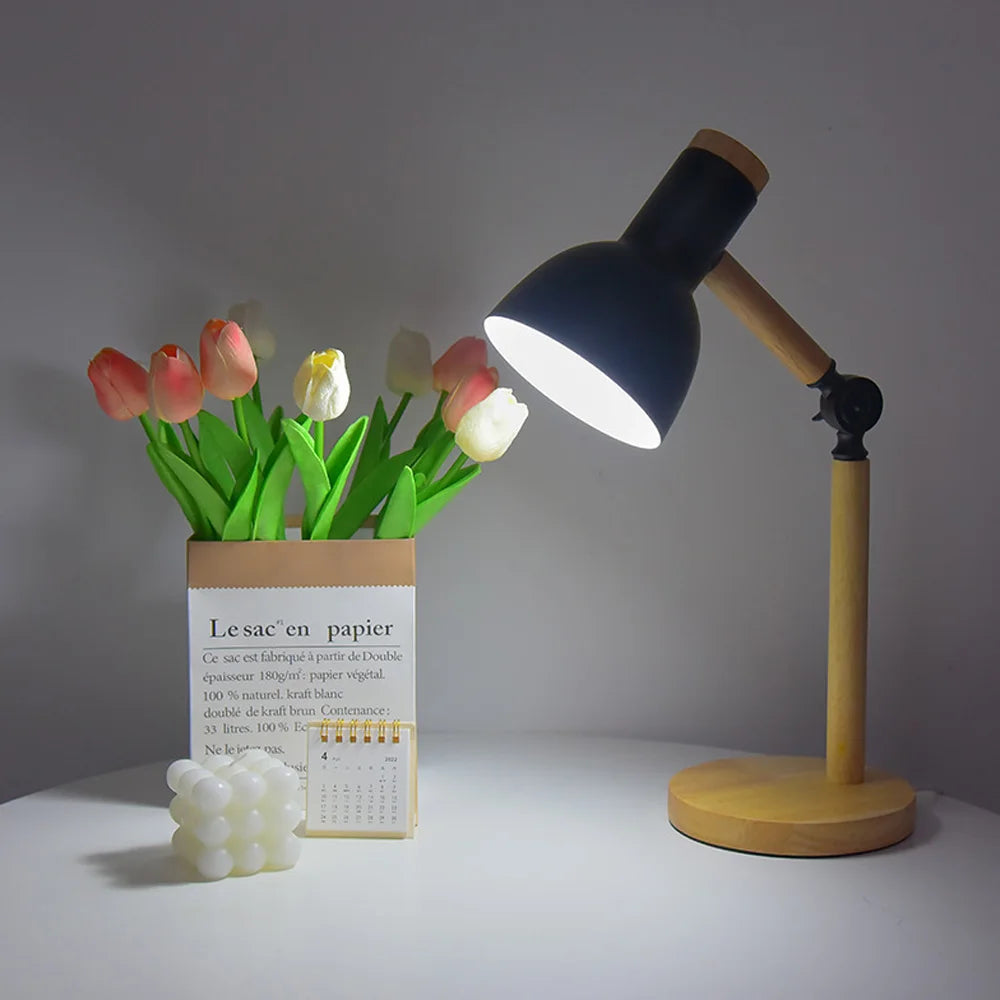 Lurka | Scandinavian Table Lamp