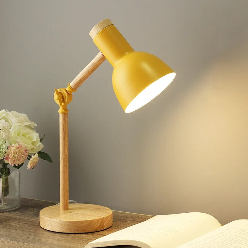 Lurka | Scandinavian Table Lamp