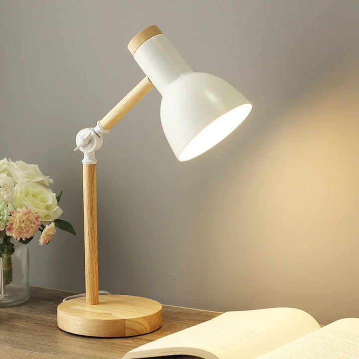 Lurka | Scandinavian Table Lamp