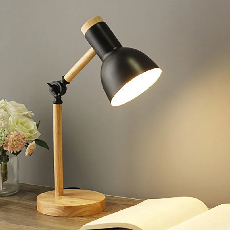 Lurka | Scandinavian Table Lamp