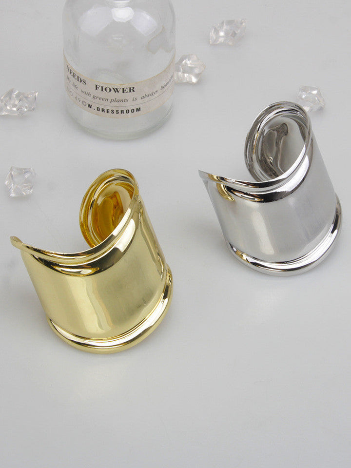 Asymmetrical Wave Bracelet