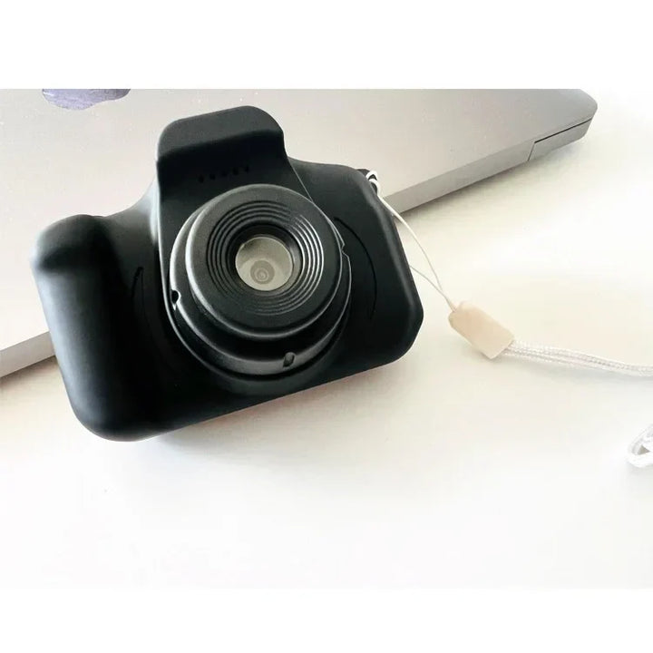 Cole | Classic Film-Style Camera for Unique & Timeless Memories