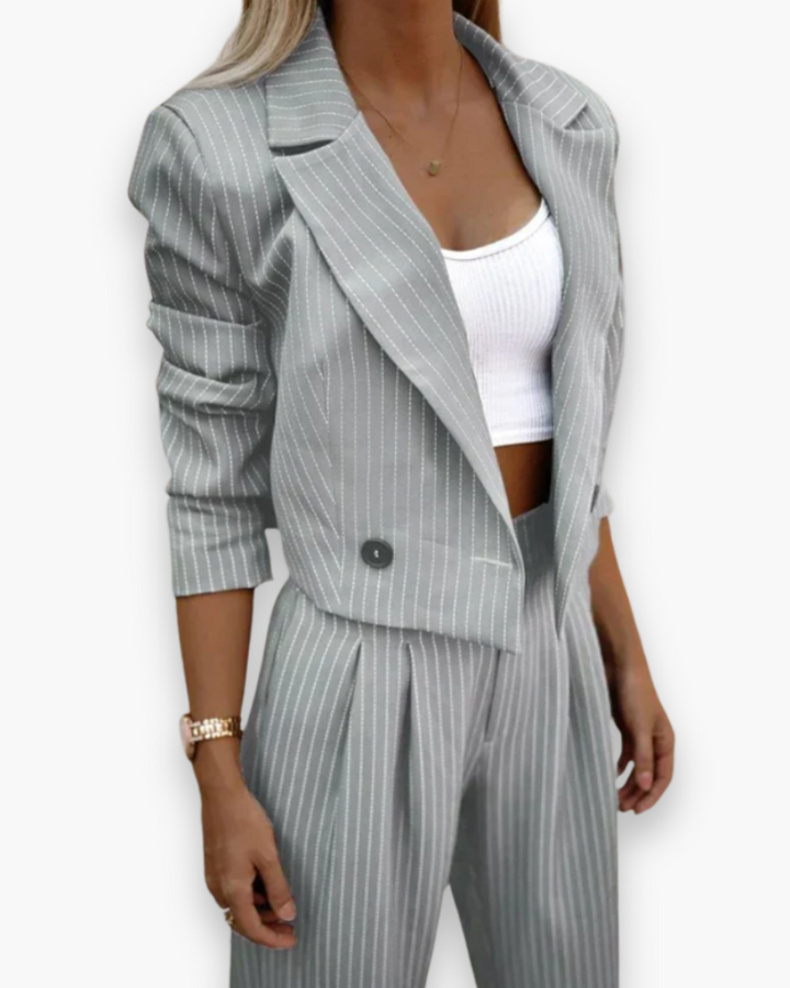 Saphira | Women’s Modern Elegant Formal Pantsuit