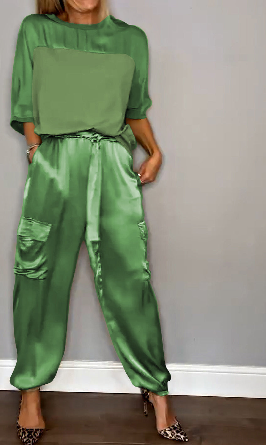 Stylish Women’s Two-Piece Set | Two-Piece Outfit