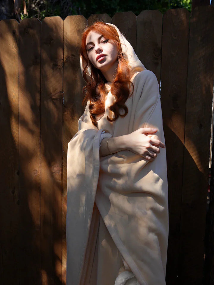 Erian | Oversized Weighted Hoodie Blanket