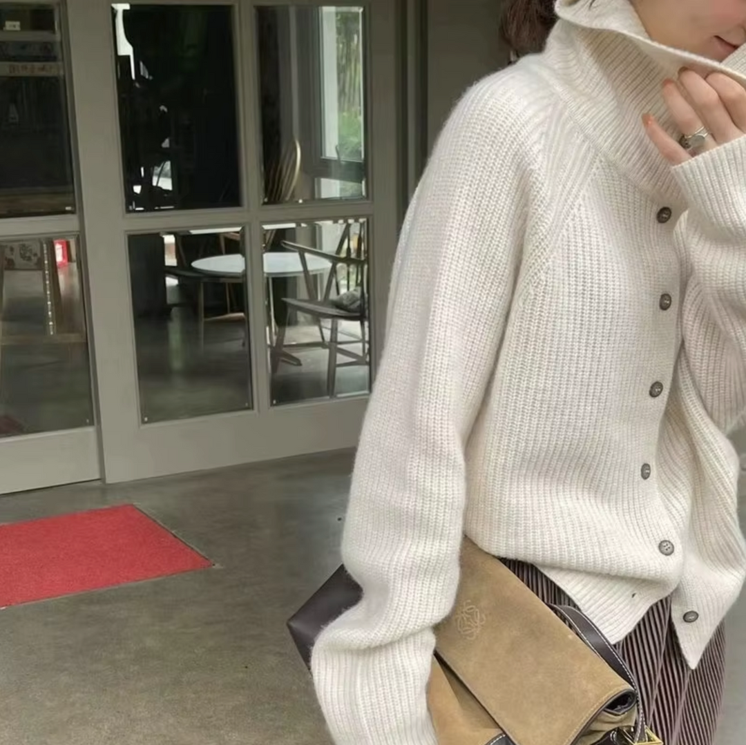 Verlora Wool Blend Turtleneck | Cozy High-Neck Knit Pullover