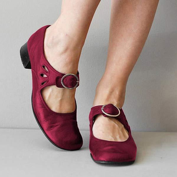 Beatrice | Vintage Shoes with a Rounded Toe