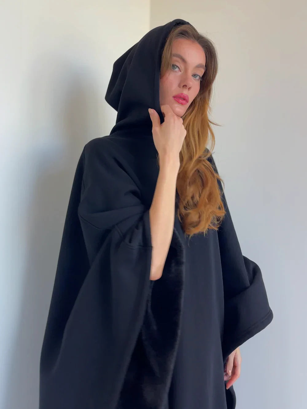 Erian | Oversized Weighted Hoodie Blanket
