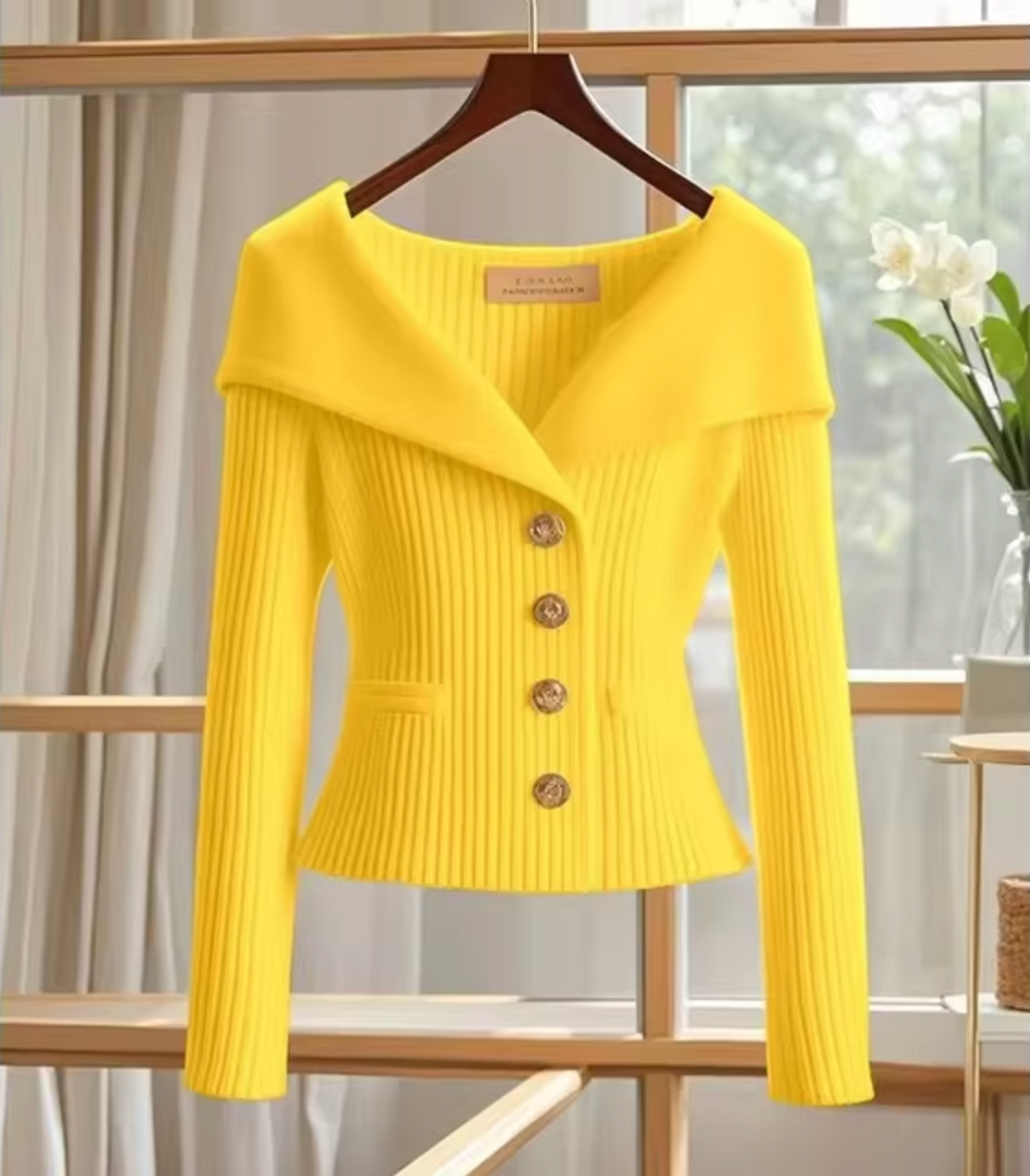 Knitted Cropped Cardigan | Elegant Short-Length Knit Pullover
