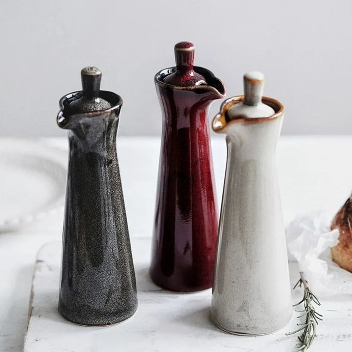 Klovik | Scandinavian Ceramic Oil Bottle – Drip-Free