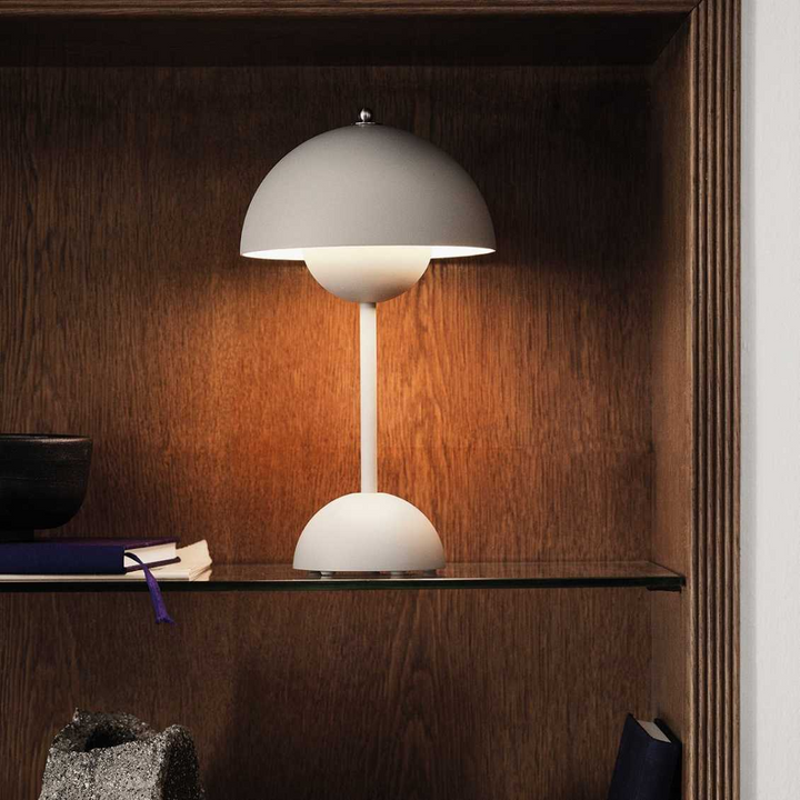 Stüna | LED Table Lamp