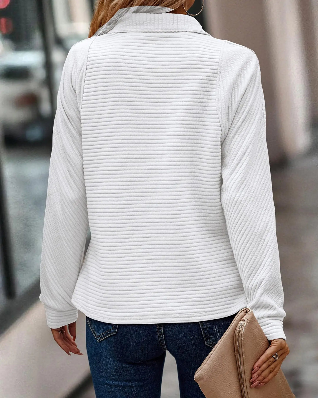 Women’s Elegant V-Neck Pullover | Stylish & Cozy