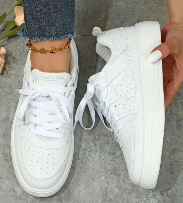 Penelopa | Lightweight & Comfortable Women’s Sneakers