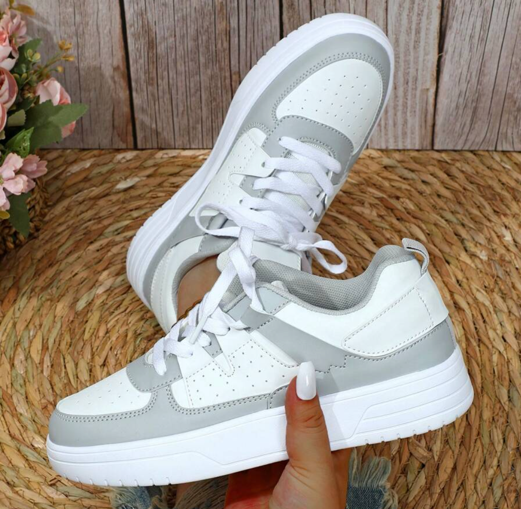 Penelopa | Lightweight & Comfortable Women’s Sneakers
