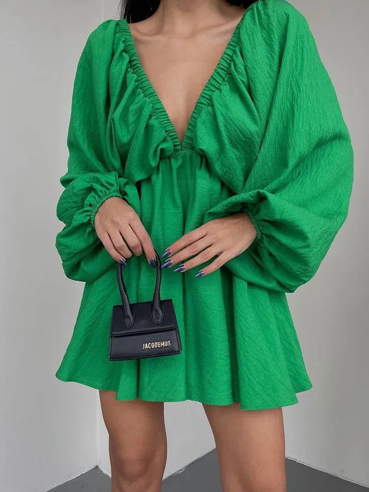 Vaenya | Boho Mini Dress with Long Sleeves and V-Neck