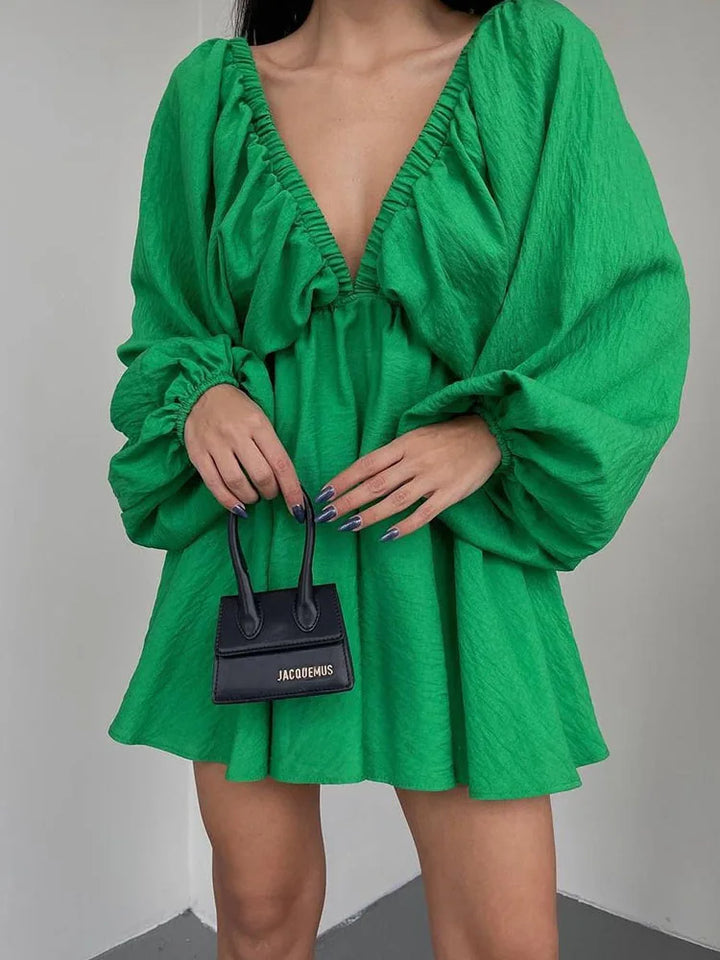 Vaenya | Boho Mini Dress with Long Sleeves and V-Neck