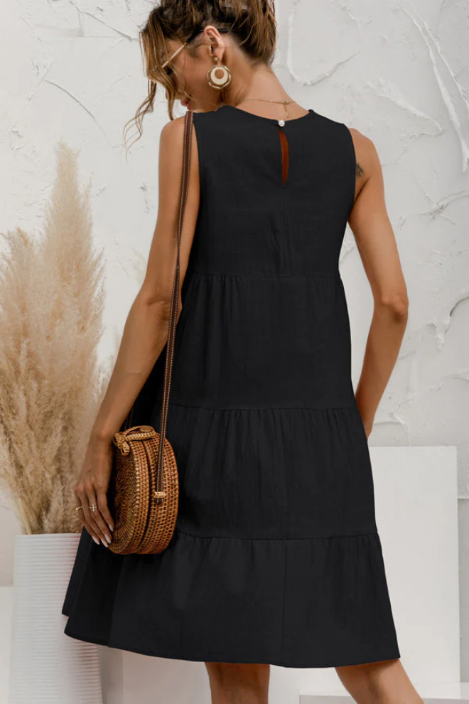 Virelia | Sleeveless Mini Dress with Round Neckline