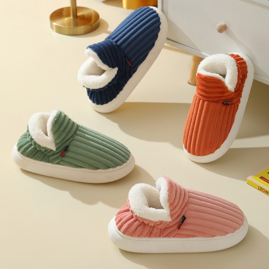 Unisex Aloe-Design Winter Slippers | Cozy Lining & Non-Slip Sole