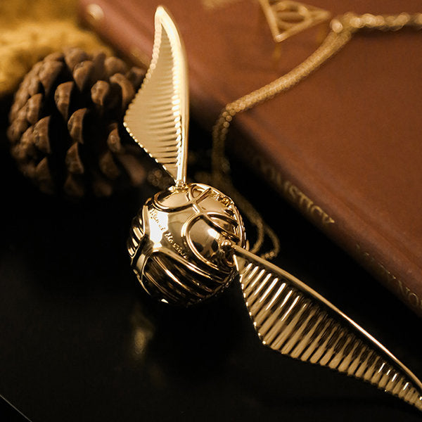 Sienna | Gold-Plated Movable Wing Ring Box