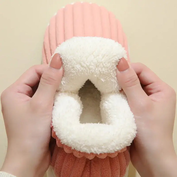 Unisex Aloe-Design Winter Slippers | Cozy Lining & Non-Slip Sole