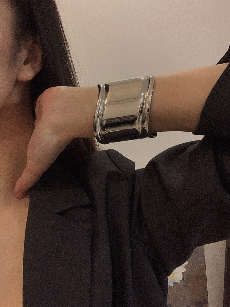Asymmetrical Wave Bracelet