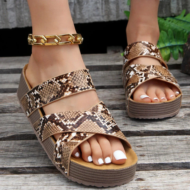 Yalina | Ergonomic Fashion Sandals for Women