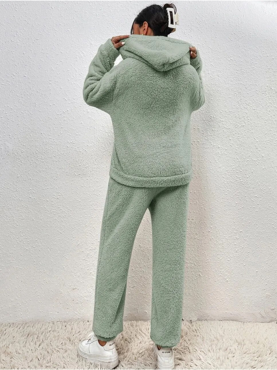 Women's 2-Piece Fleece Lounge Set | Cozy Hoodie & Jogger Pants