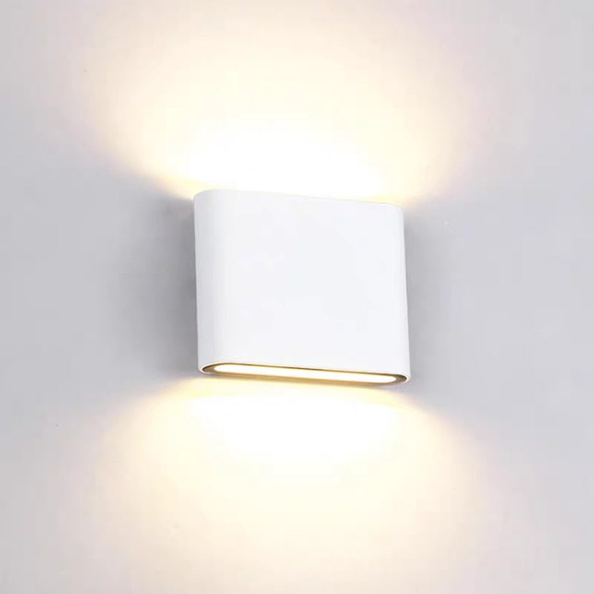Rämkel | Modern Waterproof Outdoor Wall Light