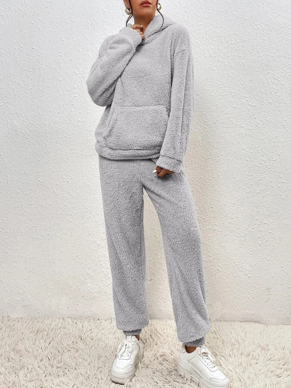 Women's 2-Piece Fleece Lounge Set | Cozy Hoodie & Jogger Pants