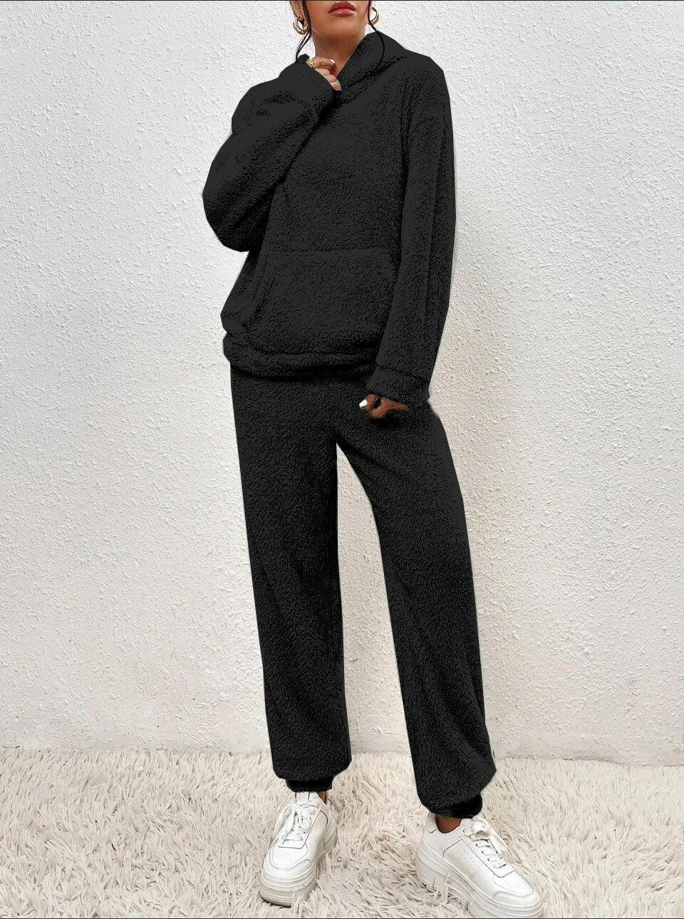 Women's 2-Piece Fleece Lounge Set | Cozy Hoodie & Jogger Pants