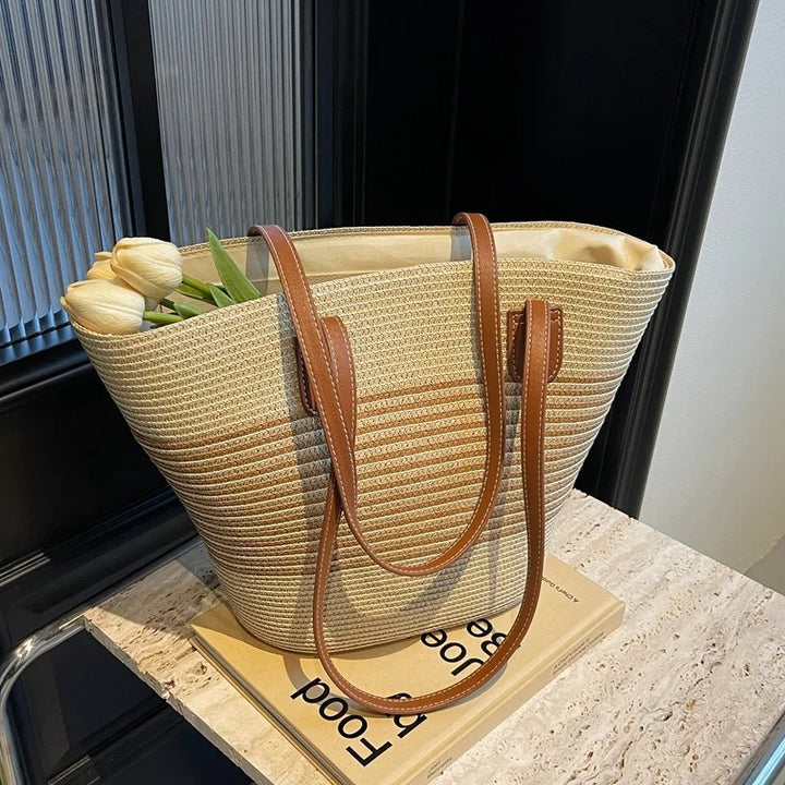 Lumen | Women’s Spacious Shoulder Bag