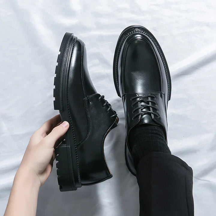 Men’s Classic Lace-Up Oxford Dress Shoes