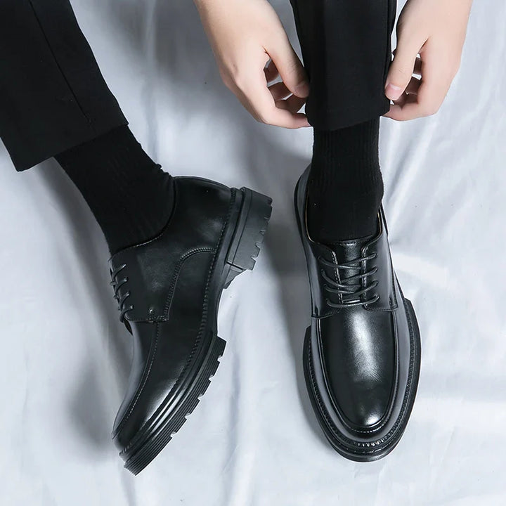 Men’s Classic Lace-Up Oxford Dress Shoes
