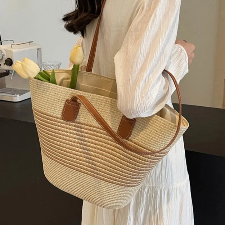 Lumen | Women’s Spacious Shoulder Bag