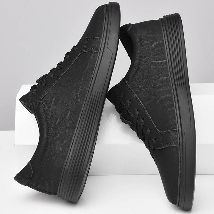 Men’s Classic Lace-Up Shoes