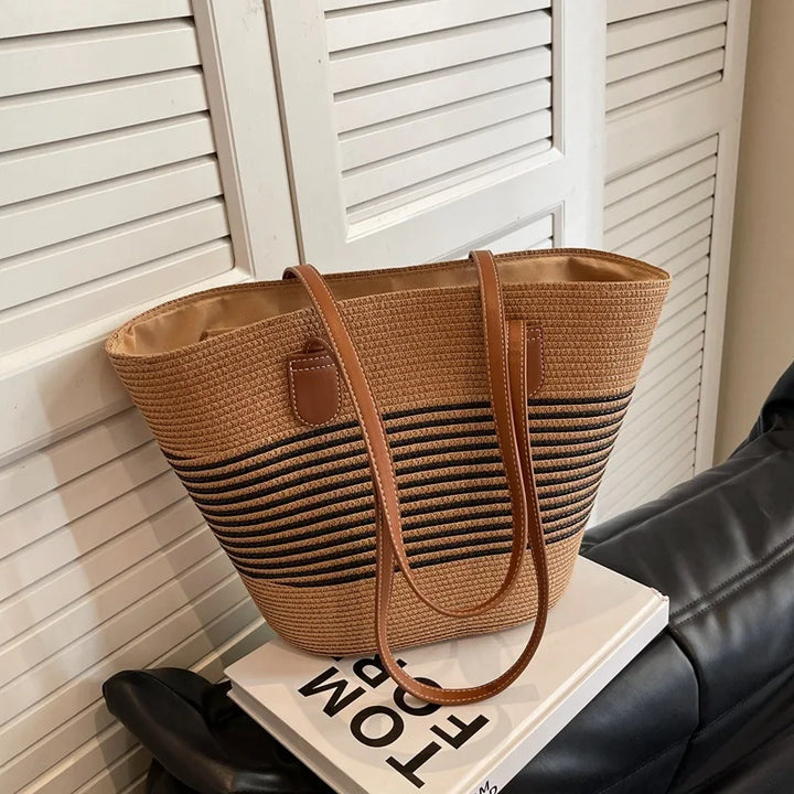 Lumen | Women’s Spacious Shoulder Bag