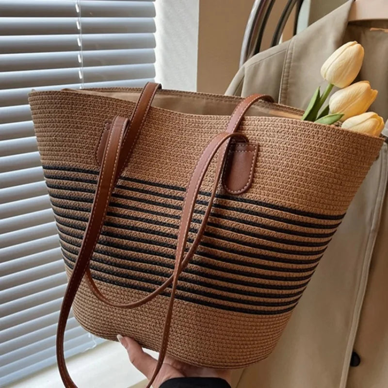 Lumen | Women’s Spacious Shoulder Bag