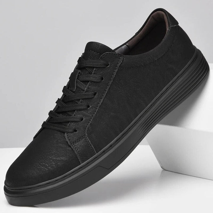 Men’s Classic Lace-Up Shoes