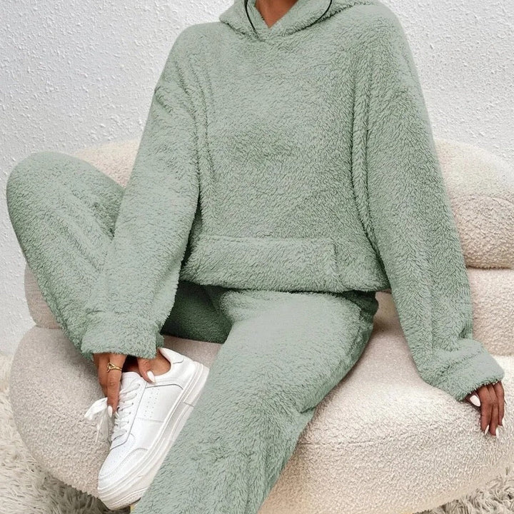 Women's 2-Piece Fleece Lounge Set | Cozy Hoodie & Jogger Pants