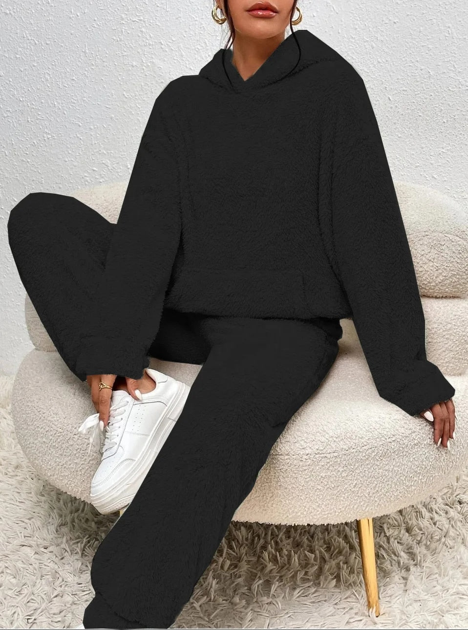 Women's 2-Piece Fleece Lounge Set | Cozy Hoodie & Jogger Pants