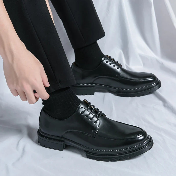 Men’s Classic Lace-Up Oxford Dress Shoes