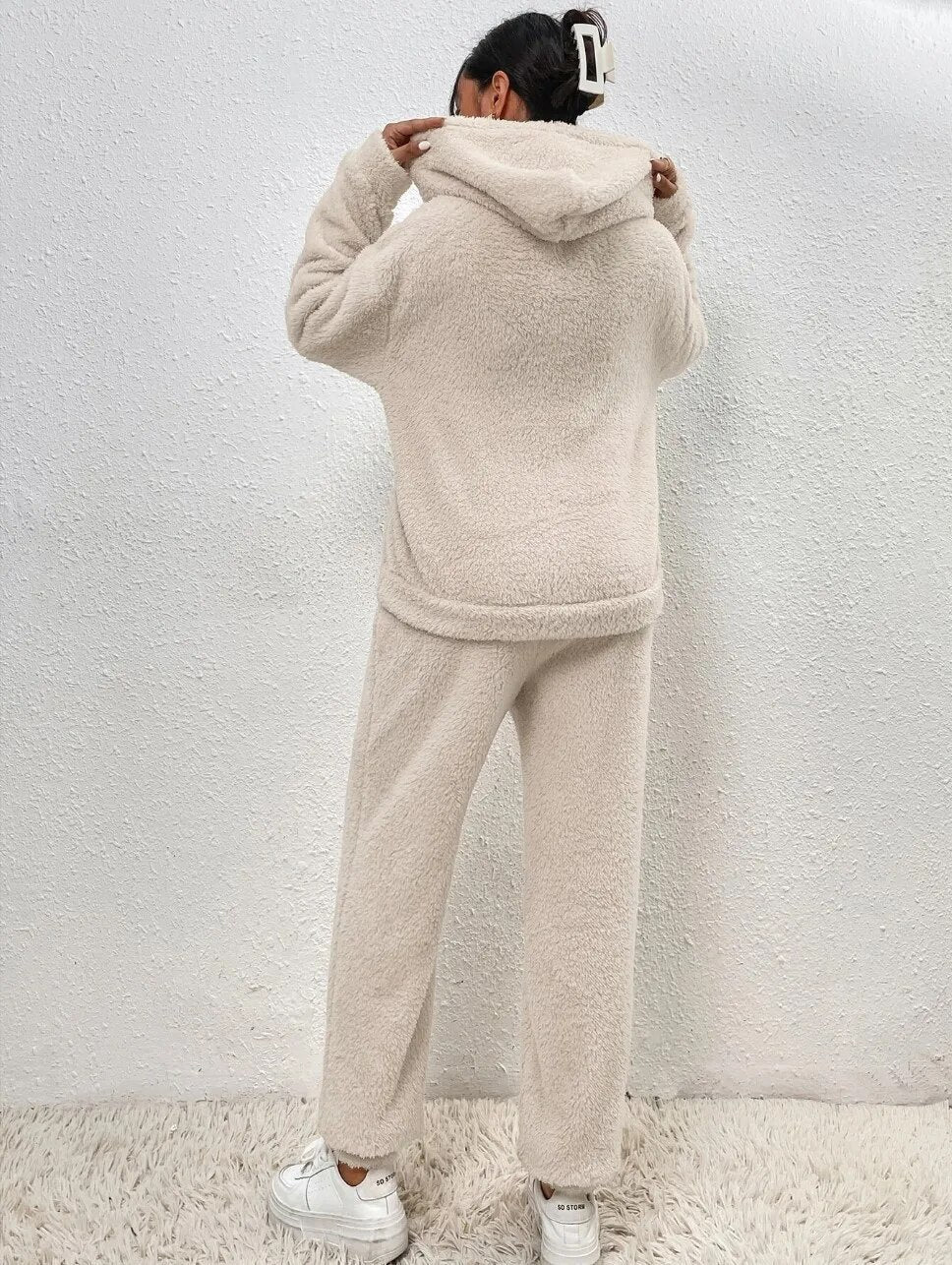 Women's 2-Piece Fleece Lounge Set | Cozy Hoodie & Jogger Pants