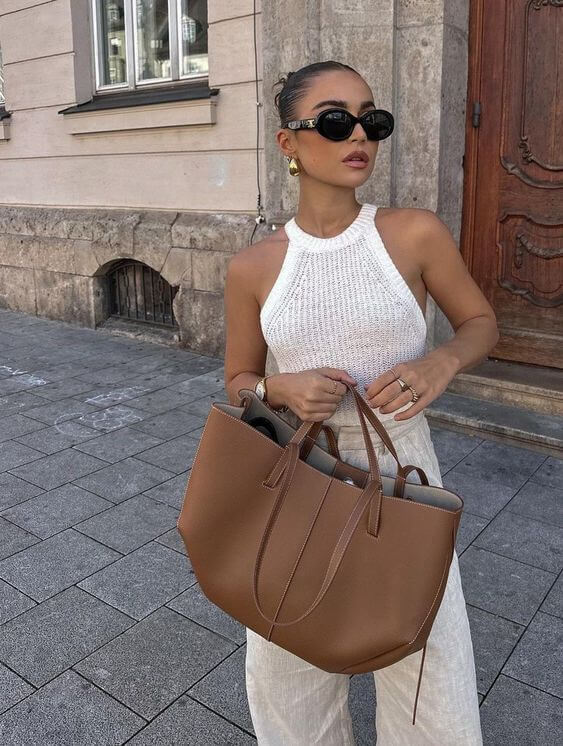 Women’s Vintage Style Spacious Shoulder Bag