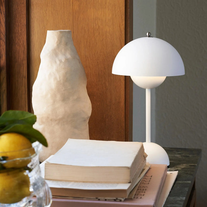 Stüna | LED Table Lamp