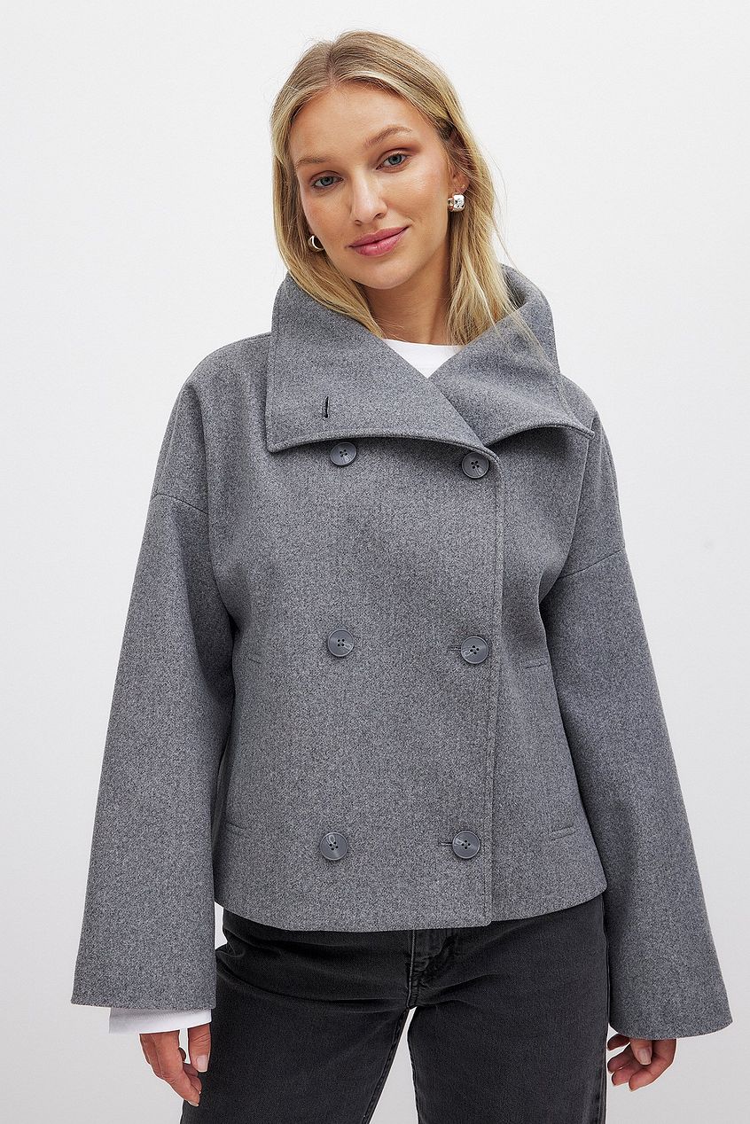 Women’s Short Oversized Double-Breasted Wool Blend Coat