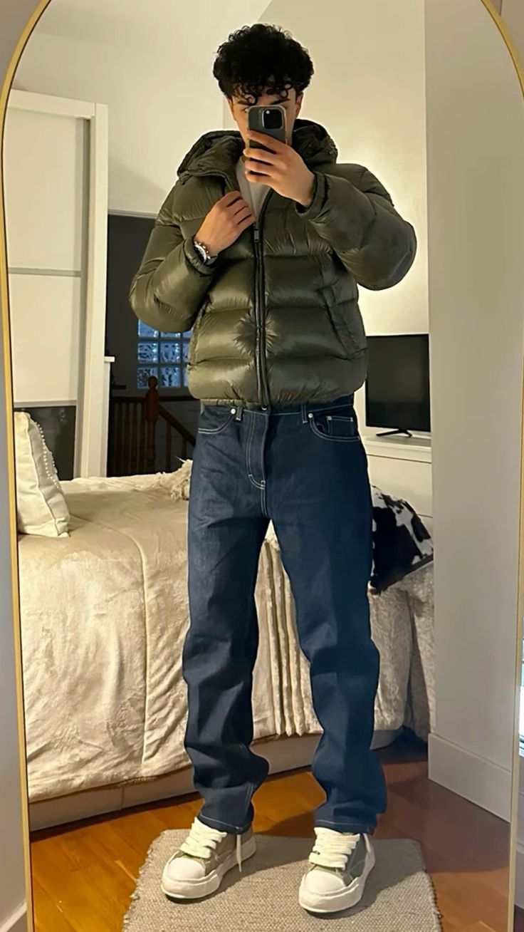 Men’s Sherpa-Lined Quilted Winter Jacket