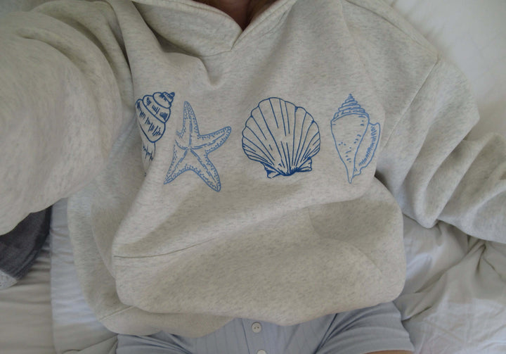 Women’s Seashell-Print Hoodie | Casual Cozy Pullover