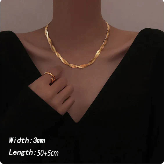 Twist Necklace & Bracelet Set